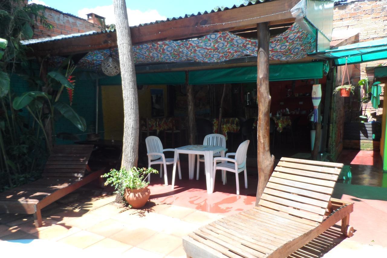 Garden Stone Hostel Puerto Iguazú Exterior foto
